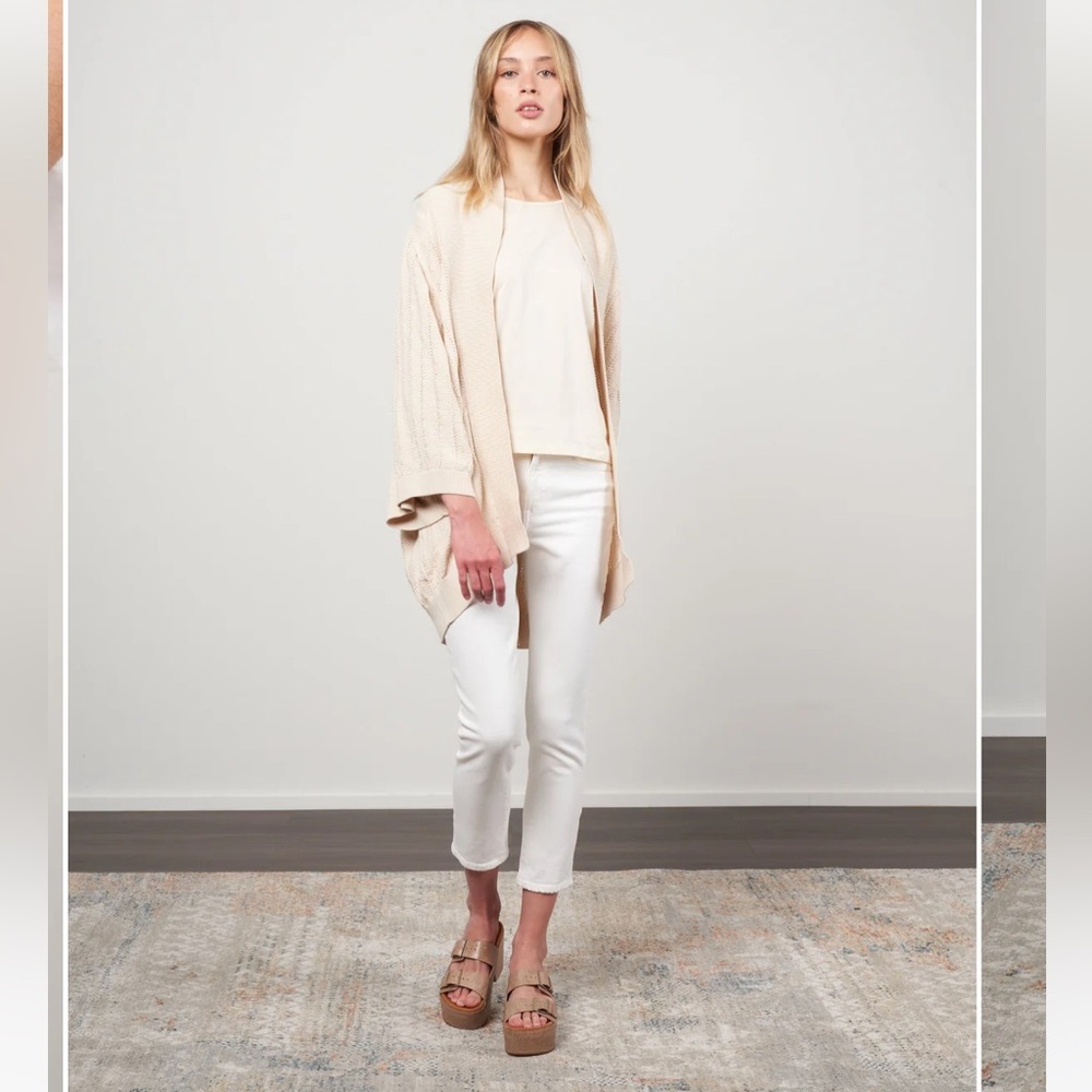 • SLVRLAKE • Women’s Lou Lou Straight Leg Jeans In White
26